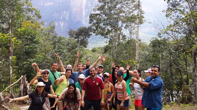 GAZPROM BANK REALIZÓ PROGRAMA DE CONSTRUCCIÓN DE EQUIPOS EN CANAIMA