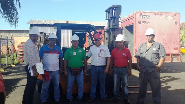 TRABAJADORES DE COCA CARÚPANO TAMBIÉN RECIBIERON ACTUALIZACIÓN EN 