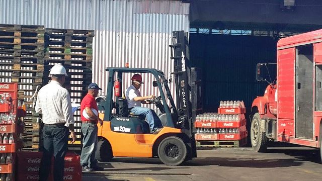 TRABAJADORES DE COCA CARÚPANO TAMBIÉN RECIBIERON ACTUALIZACIÓN EN 