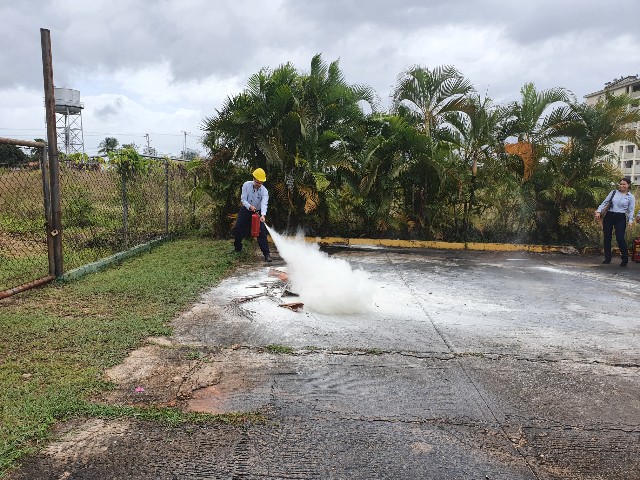 MANEJO DE EXTINTORES PORTÁTILES, GMV, MATURÍN