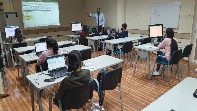 CURSO-EXCEL-DISTRIBUIDORA-LUNA-RODRÍGUEZ-MATURÍN